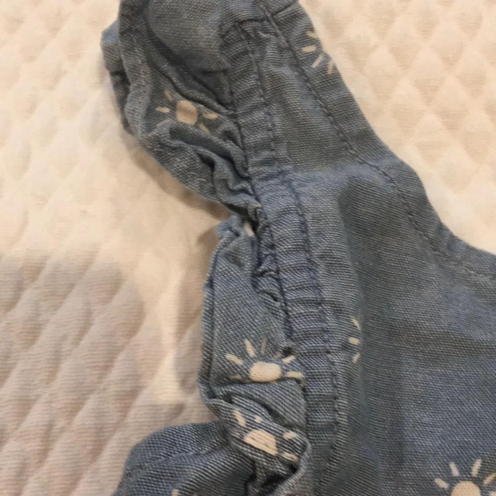Carter’s baby girl sleeveless ruffle chambray sunburst print top cotton size 9M
